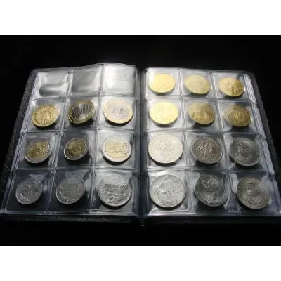 Кишеньковий альбом для монет Moja Pasja 96 осередків Синій