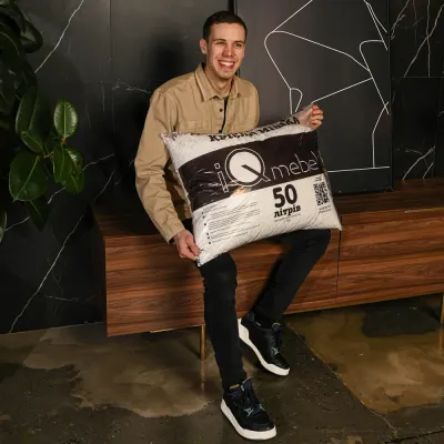 Оригинальный наполнитель 50л для кресла мешка iQmebel. Комфортная упаковка