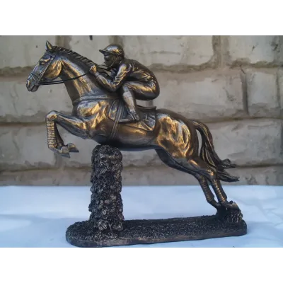 Статуетка декоративна Вершник 22 х 21 см Veronese AL84470 Статуетка декоративна Вершник 22 х 21 см Veronese AL84470