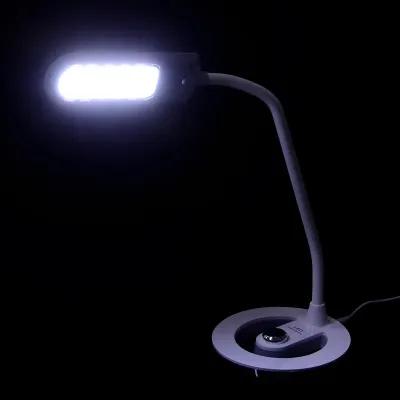 Настольная лампа LED в современном стиле Brille 6W SL-62 Черный Настольная лампа LED в современном стиле Brille 6W SL-62 Черный