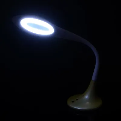 Настольная лампа LED хай-тек Brille 10W SL-59 Белый Настольная лампа LED хай-тек Brille 10W SL-59 Белый