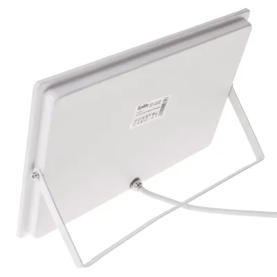 Прожектор Brille LED IP65 100W HL-28 Белый 32-560