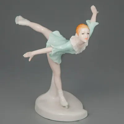 Фарфоровая фигурка Балерина в голубом Unicorn Studio AL84692