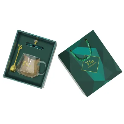 Сувенирный подарочный набор No Brand A28 чашка+ложка Dark Green Сувенирный подарочный набор No Brand A28 чашка+ложка Dark Green