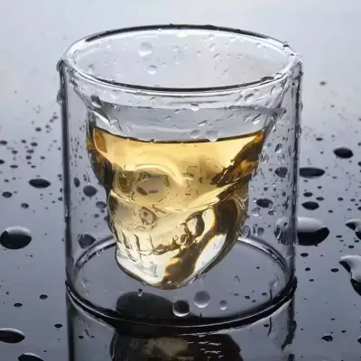 Стакан с двойными стенками 