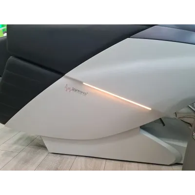 Массажное кресло AlphaSonic III White Black Серый