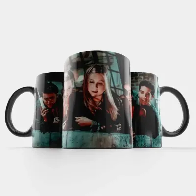 Чашка Fan Girl балкон Друзья - Friends (15784) 330 мл Черный