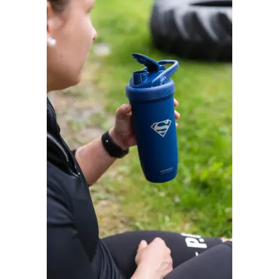 Шейкер спортивний Smartshake Reforce 900ml DC Superman Шейкер спортивний Smartshake Reforce 900ml DC Superman