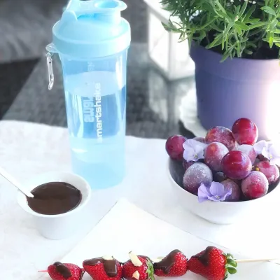 Шейкер спортивний Smartshake Slim 500ml Neon Blue