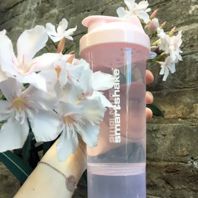 Шейкер спортивний Smartshake Slim 500ml Cotton Pink Light Lavender Шейкер спортивний Smartshake Slim 500ml Cotton Pink Light Lavender