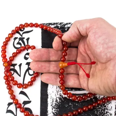 Четки из сердолика HandiCraft 108 бусин 8.2 мм (27164) Четки из сердолика HandiCraft 108 бусин 8.2 мм (27164)