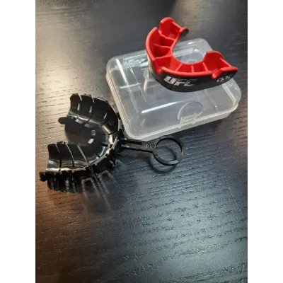 Капа OPRO Silver UFC дитяча (вік до 11) Black/Red (ufc.102515001)