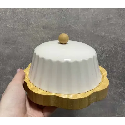 Тарелка бамбуковая с фарфоровой крышкой для пироженных, сыра, масла Bona Di 289-392