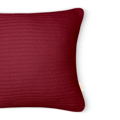 Наволочка 45х45 см Ruby Knitted Braid COSAS Бордо