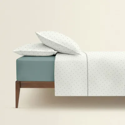Двоспальна постіль з простирадлом на гумці Mini Dots CS20 COSAS Білий 180х220 см Двоспальна постіль з простирадлом на гумці Mini Dots CS20 COSAS Білий 180х220 см