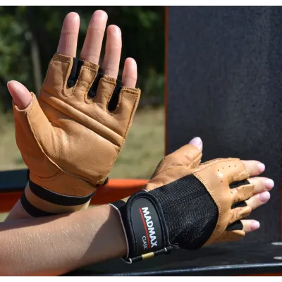 Перчатки для фитнеса MadMax MFG-248 Clasic M Brown