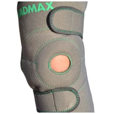 Наколінник MadMax MFA-295 Zahoprene Universal Knee Support 1 шт Dark Grey/Green Наколінник MadMax MFA-295 Zahoprene Universal Knee Support 1 шт Dark Grey/Green