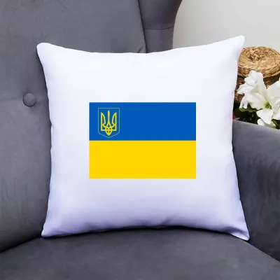 Подушка декоративна з принтом 