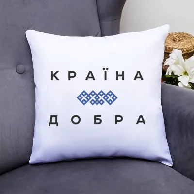 Подушка декоративна з принтом 