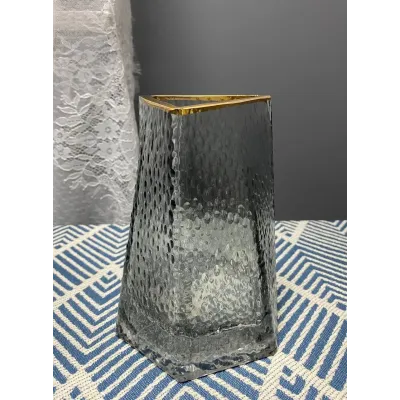 Ваза стеклянная 