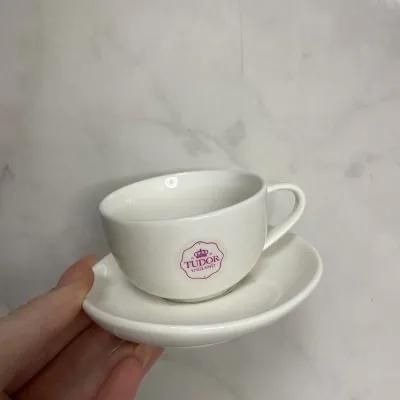 Чашка для кави з блюдцем Tudor England Royal White 90 мл TU9999-2 Чашка для кави з блюдцем Tudor England Royal White 90 мл TU9999-2