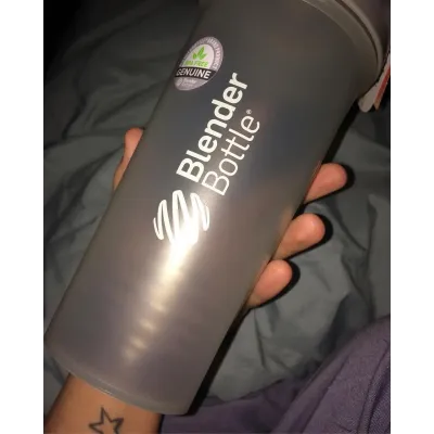 Шейкер спортивний Blender Bottle Pro45 1270ml Grey/White Шейкер спортивний Blender Bottle Pro45 1270ml Grey/White