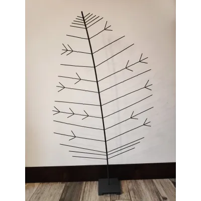 Металева ялинка Adore Décor 120х70 см 1001.1 Чорний Металева ялинка Adore Décor 120х70 см 1001.1 Чорний