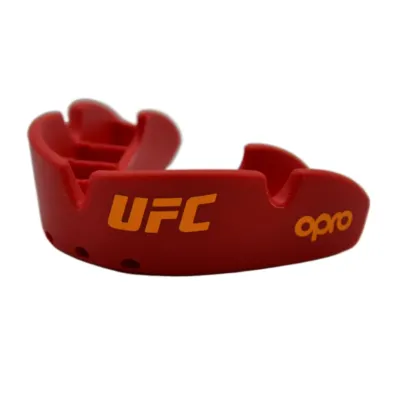 Капа Opro Bronze UFC детская возраст до 10 Red (ufc.102513002) Капа Opro Bronze UFC детская возраст до 10 Red (ufc.102513002)