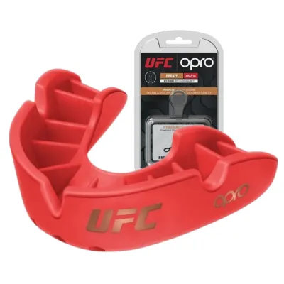 Капа Opro Bronze UFC детская возраст до 10 Red (ufc.102513002) Капа Opro Bronze UFC детская возраст до 10 Red (ufc.102513002)