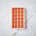 Форма для льоду з кришкою 3.2 х 2.7 см Olin & Olin 24 кубиків бежева