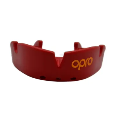 Капа Opro Bronze взрослая 11+ Red (102500002) Капа Opro Bronze взрослая 11+ Red (102500002)