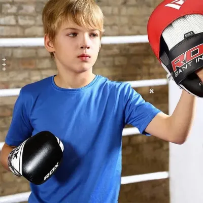 Боксерські рукавички RDX 4B Robo Kids 6 унцій White Black (JBG-4B-6oz) Боксерські рукавички RDX 4B Robo Kids 6 унцій White Black (JBG-4B-6oz)