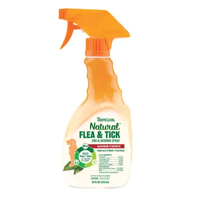 Спрей TropiClean Flea & Tick Максимальна сила від бліх і кліщів для собак 473 мл Спрей TropiClean Flea & Tick Максимальна сила від бліх і кліщів для собак 473 мл
