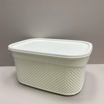 Кошик з кришкою 33х24х16,5 см 9 л Ucsan Plastik М-1164 білий