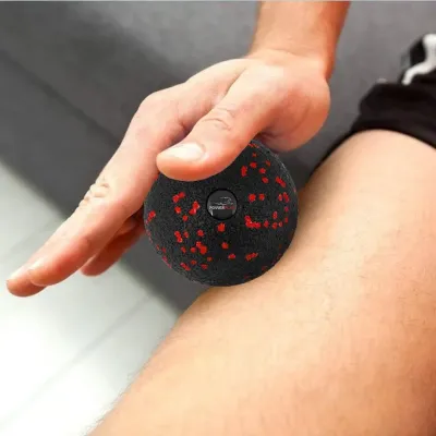Масажний м'яч PowerPlay PP-4350 Epp Massage Ball 8 см Чорно-червоний