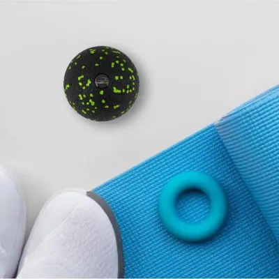 Масажний м'яч PowerPlay PP-4350 Epp Massage Ball 8 см Чорно-зелений Масажний м'яч PowerPlay PP-4350 Epp Massage Ball 8 см Чорно-зелений
