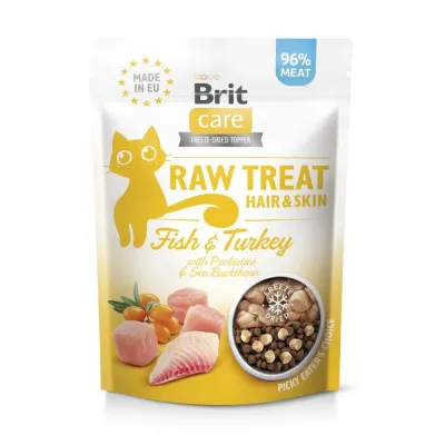 Лакомство для кошек Brit Raw Treat Hair&Skin для здоровья кожи и шерсти 40 г (112190)