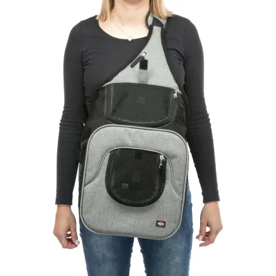 Сумка-переноска для маленьких животных Trixie Savina Front Carrier 30x33x26 см до 10 кг Черно-серый (28941)