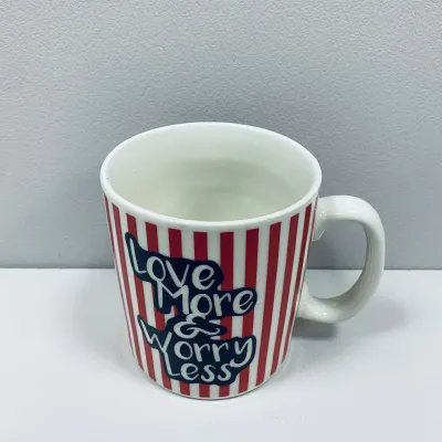 Чашка керамическая OLens 3229 800 мл Love more&worry less XXL Чашка керамическая OLens 3229 800 мл Love more&worry less XXL