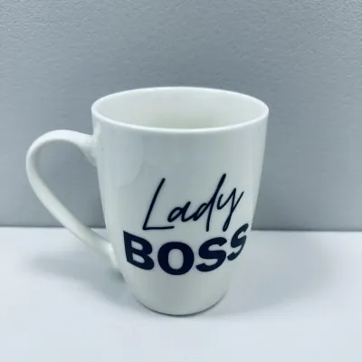 Чашка керамическая Kvarta Lady Boss 1798 подарочная коробка 360 мл Белый (23391) Чашка керамическая Kvarta Lady Boss 1798 подарочная коробка 360 мл Белый (23391)
