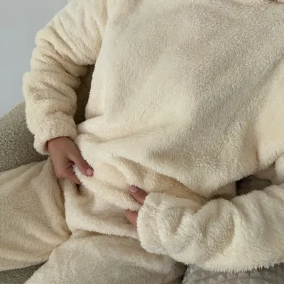 Домашняя одежда женская COSAS Hugs M-L Молочный (192_Hugs_milk_ML) Домашняя одежда женская COSAS Hugs M-L Молочный (192_Hugs_milk_ML)