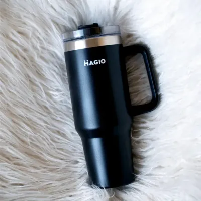 Термокухоль з ручкою та соломинкою Magio MG-1087 1.2 л Black