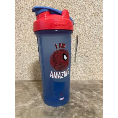 Шейкер спортивний Blender Bottle Classic Loop Pro 28oz/820 ml Marvel Spider Man Синій (600558) Шейкер спортивний Blender Bottle Classic Loop Pro 28oz/820 ml Marvel Spider Man Синій (600558)