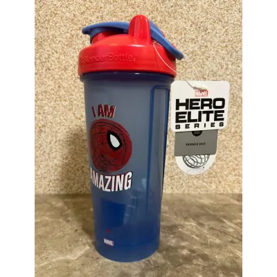 Шейкер спортивний Blender Bottle Classic Loop Pro 28oz/820 ml Marvel Spider Man Синій (600558) Шейкер спортивний Blender Bottle Classic Loop Pro 28oz/820 ml Marvel Spider Man Синій (600558)
