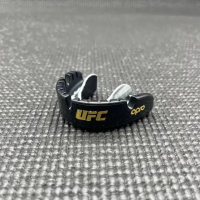 Капа під брекети Opro Gold Braces 11+ Black Silver (102518001)