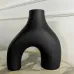 Ваза для квітів No Brand Двонога Black 20 см 13263-84644