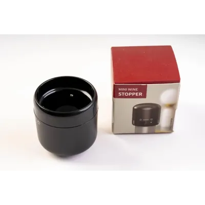 Пробка вакуумна для пляшок Cork 1 шт 4 х 4 см Black (Н051391)