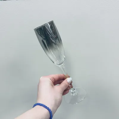 Набір келихів для шампанського Luminarc Delice Mist J9399/4 160 мл 6 шт Чорно-прозорий (23553) Набір келихів для шампанського Luminarc Delice Mist J9399/4 160 мл 6 шт Чорно-прозорий (23553)