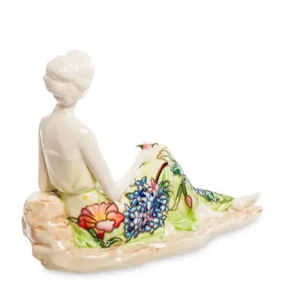 Интерьерная фигурка Pavone Lady with a basket 16x22 см Белый (261888)