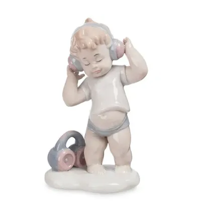Интерьерная фигурка Pavone Boy in headphones 13.5 см Белый (261924) Интерьерная фигурка Pavone Boy in headphones 13.5 см Белый (261924)
